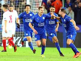 Albrighton fue el encargado de anotar el segundo tanto para los 'foxes'. AFP