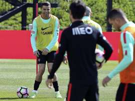L'attaquant Cristiano Ronaldo participe à l'entraînement de la sélection du Portugal. AFP