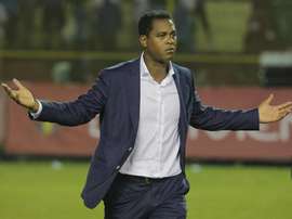 El equipo inglés Oxford United está interesado en contar con Kluivert. EFE