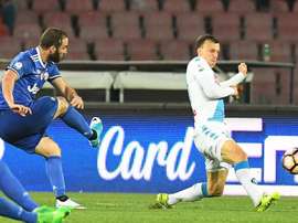 Napolitanos venceram por 3-2, mas não foi suficiente para seguirem para a final. EFE