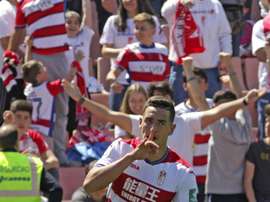 Ezequiel Ponce mandó callar a toda la afición del Granada. EFE