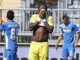 Sulley Muntari abandonou o campo depois de ouvir insultos racistas. EFE/EPA/Arquivo