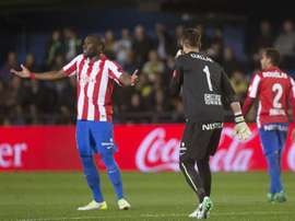 Babin recogió el trofeo como mejor jugador del mes de septiembre. EFE/Archivo