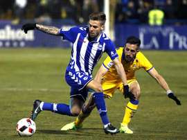 Casto, Toribio y Felipe Alfonso, novedades del Alcorcón. EFE