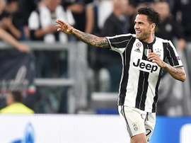 Sarri freou retorno de Dani Alves à Juventus. EFE/Archivo