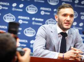 Lucas Pérez sera titulaire face à Alavés. EFE