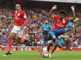Benfica saiu goleado do Emirates Stadium. EFE