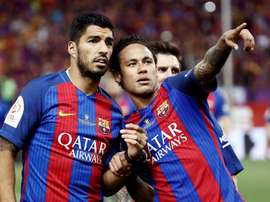 Neymar no olvida a Suárez. EFE