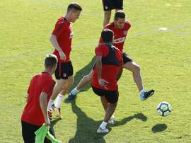 Atlético y Las Palmas se verán las caras esta jornada. EFE/Archivo