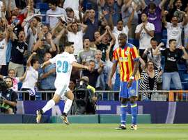 Asensio se salió ante el Valencia. EFE