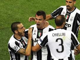 Alguns jogadores importantes da Juve vão desfalcar o time nesta terça-feira. EFE