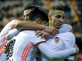 Valencia e Levante empataram a uma bola. EFE