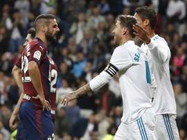 Le Real veut renforcer sa défense. EFE