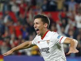 Lenglet quer jogar muitas vezes para conseguir ser titular.EFE