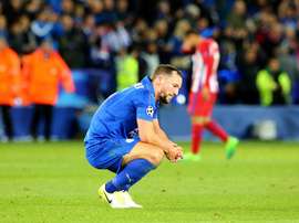 Drinkwater se reunirá con el Burnley para definir su futuro. EFE