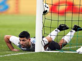 Agüero fez, na altura, o 2-0. O pior foi depois... EFE