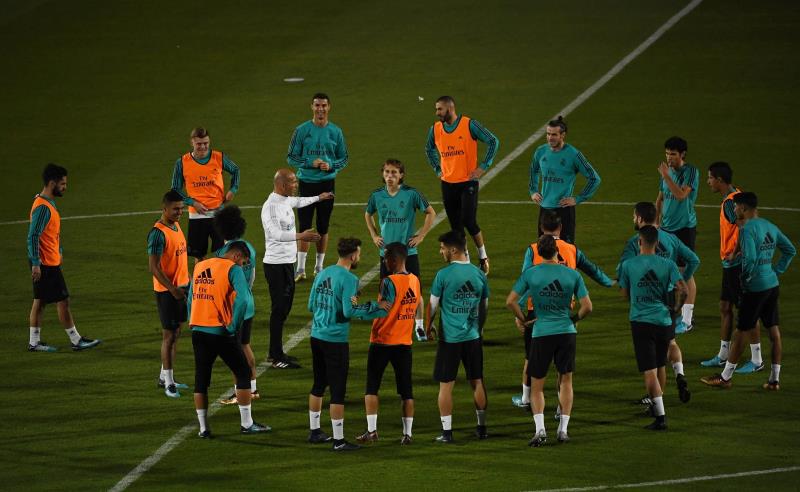 Real Madrid golea 4-1 al Valencia Real Madrid golea 4-1 al Valencia