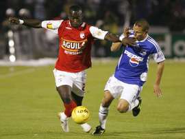 Millonarios se impuso por 1-0 a Santa Fe. EFE