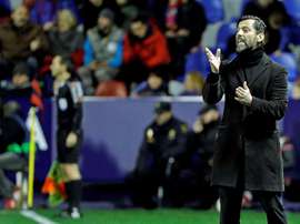 Quique Flores ficou agradado com o resultado. EFE