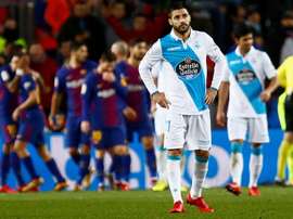 Carles Gil llega para jugar contra el Sporting. EFE/Archivo