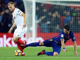 Sevilla's Simon Kjaer is well aware of the need to be brave in Catalonia. EFE
