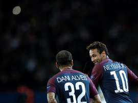 Dani Alves difende Neymar. EFE