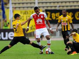 Santa Fe logró una victoria ajustada anta Táchira. EFE