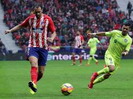 Godín ha despertado el interés de la Lazio. EFE/Archivo