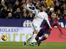 Pep Guardiola pretende contratar Isco. EFE