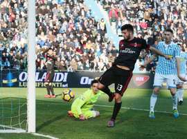 O Milan bateu o SPAL 2013 por 0-4. AFP