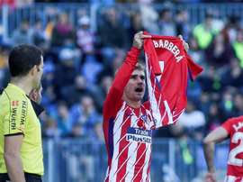 El Alzira jamás olvidará el gesto del Atlético con el 'Cholito'. EFE