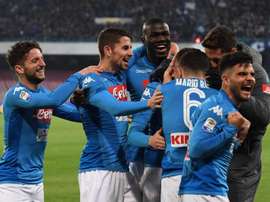 Napoli está agora em primeiro com 4 pontos de avanço da Juventus, que tem menos um jogo. EFE