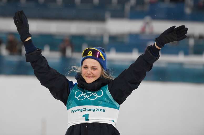 La fondista sueca Stina Nilsson ganó este martes el primer oro olímpico de su carrera al imponerse en el sprint de estilo clásico ante la noruega Maiken Caspersen Falla y la rusa Yulia Belorukova. EFE