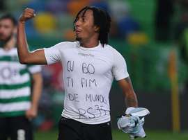 Martins a fait parler de lui pour dédier un but à Semedo, et être puni d'un rouge pour ce geste. EFE