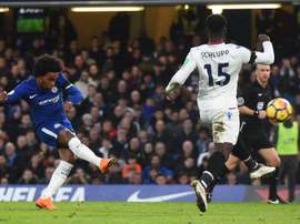 O momento o gol de Willian. AFP