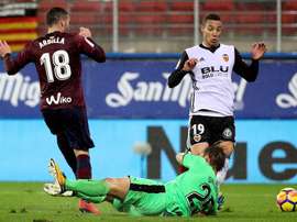 Valencia e Eibar não passaram do nulo.