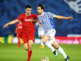 La latéral ne convaic pas Rui Vitória. EFE