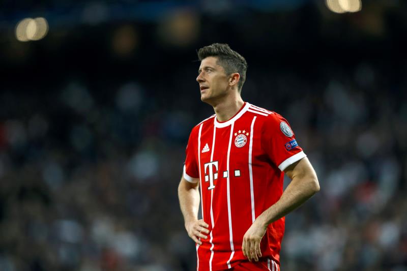 Robert Lewandowski cada vez más lejos — Real Madrid