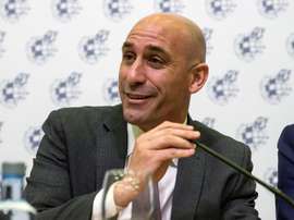 Habla Rubiales tras el adiós de Robert Moreno. EFE