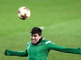 Acuña fue uno de los agredidos por la invasión de los ultras del equipo. EFE
