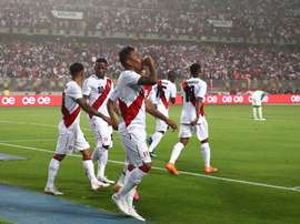 Perú jugó su último amistoso en casa. EFE