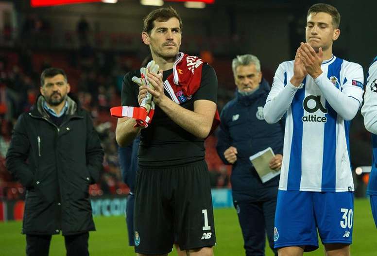 Diogo Dalot Dado Como Certo No Manchester United Besoccer