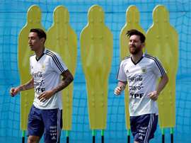 Di Maria a tenté de convaincre Messi de rejoindre le PSG. efe