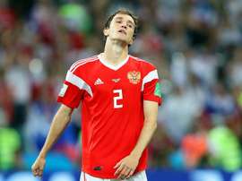 Mario Fernandes deja el Mundial y los clubes se pelean por su fichaje. EFE