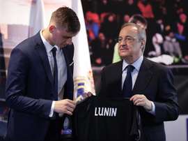 Lunin face à l'opportunité de sa vie. EFE