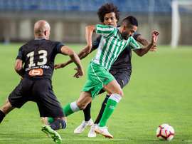 Boudebouz était absent face à Milan. EFE