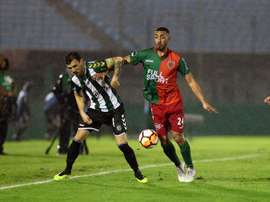 Bertolo, apartado del primer equipo de Banfield. EFE