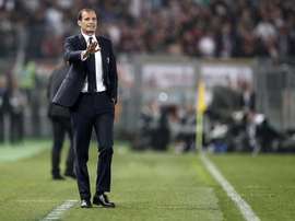 Allegri thanks Higuain for 'two seasons during which he gave his best'. EFE