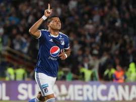 Ayron del Valle anotó los dos goles del duelo. EFE
