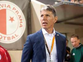 Silhavy ya fue asistente a las órdenes de Karel Brückner y Petr Rada en la Selección Checa. EFE